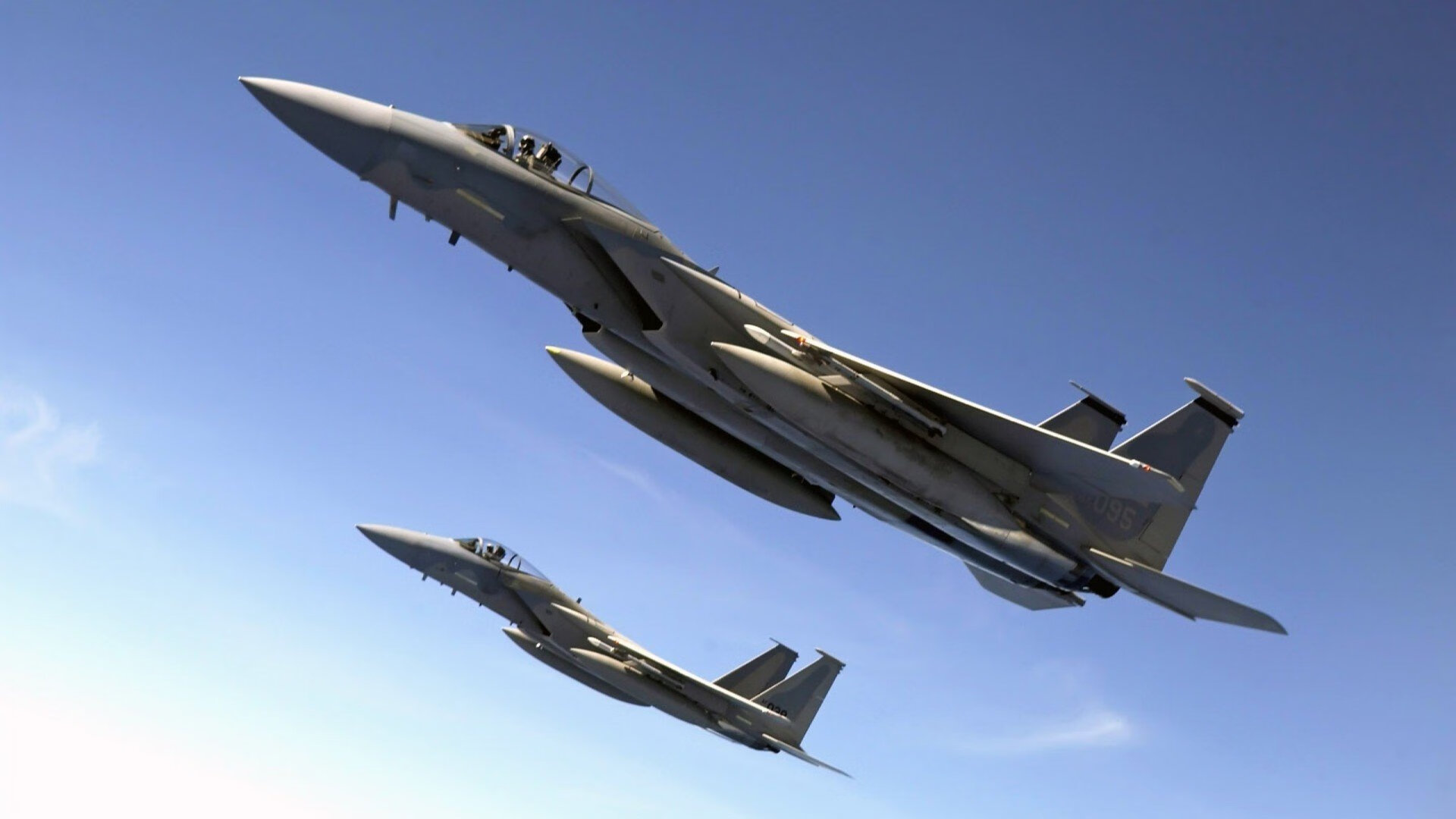 开云平台-法兰克福前场逼抢激发防线失误，法兰克福最近战绩